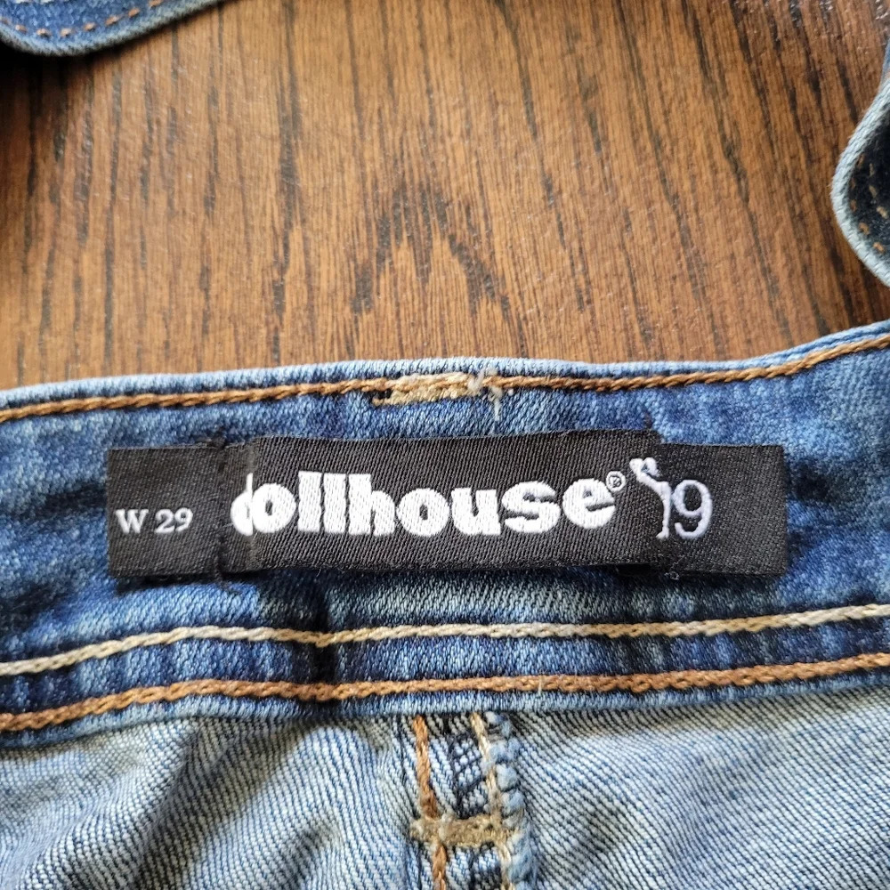 Dollhouse Distressed Cuffed Medium Wash Overalls Size Junior's 9 - Picture 10 of 11